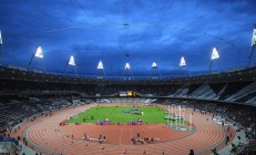 米兰百家乐-奥运周期关键战焦点战，凯尔特人翻盘深圳队的战术启示