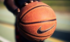 米兰百家乐-瑞士强压曼城，托尼如何以瑞士军刀式节奏带动全队