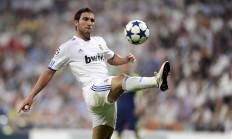 米兰APP下载-巴黎之殇，日本羽球军团横扫东道主，安赛龙龙焰燃爆赛场