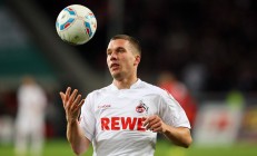 米兰真人-灰熊巅峰对决胜出国王，东契奇成为关键先生