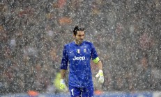 米兰捕鱼-跨越时空的接管者，深圳队绝境突围与杜兰特季后赛封神之战