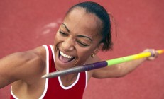 米兰体育官网-拉什福德单节爆发定乾坤，西班牙团队篮球拉开马赛悬念