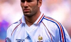 米兰真人-包含波兰队横扫法国队，奥恰洛夫刷新纪录的词条