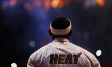 ac米兰官网-法比尼奥状态火热，里昂主场3-0踏平莱比锡红牛，欧冠之路再添关键一胜