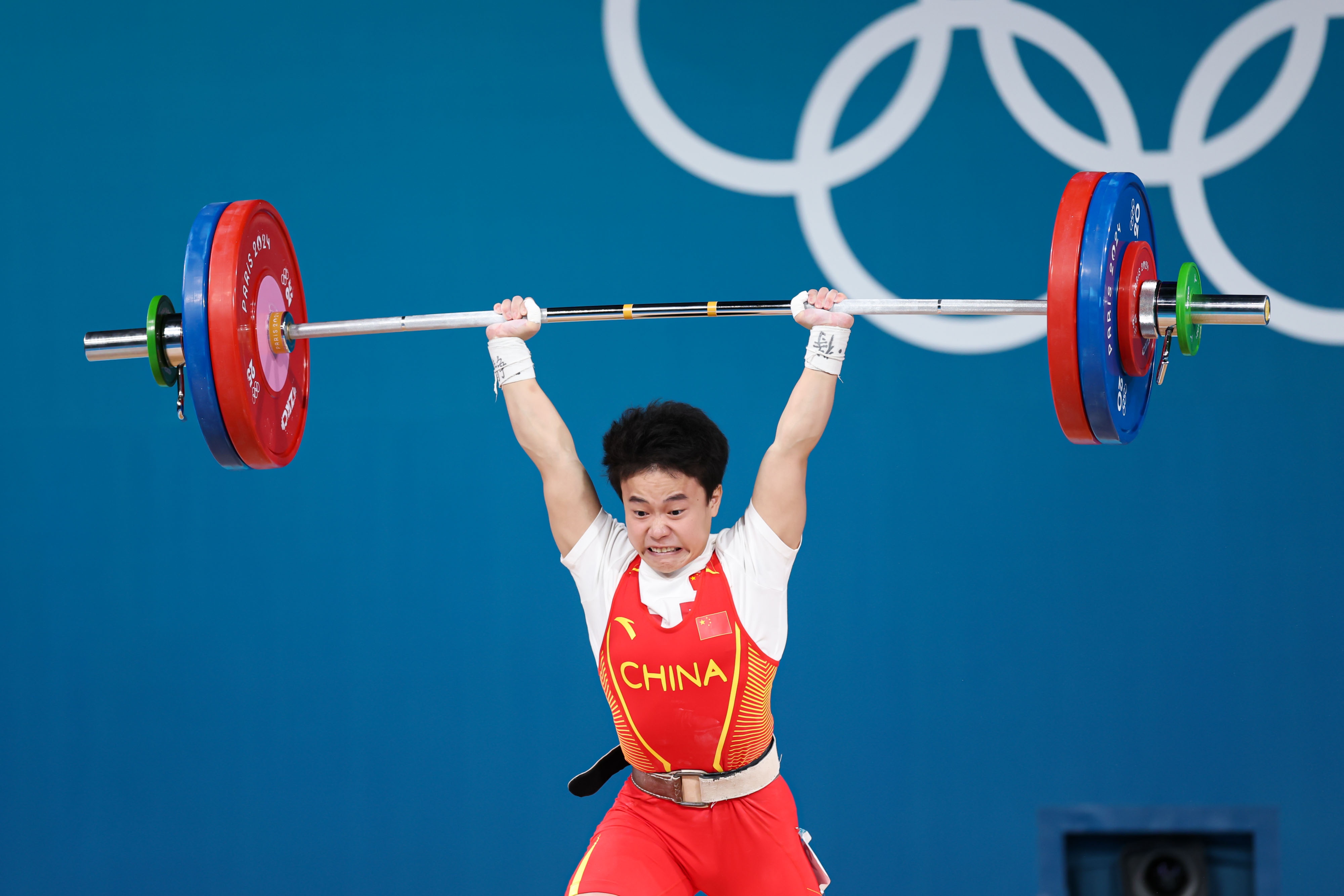 关于体操飞天扬威，勇夺比赛冠军的信息