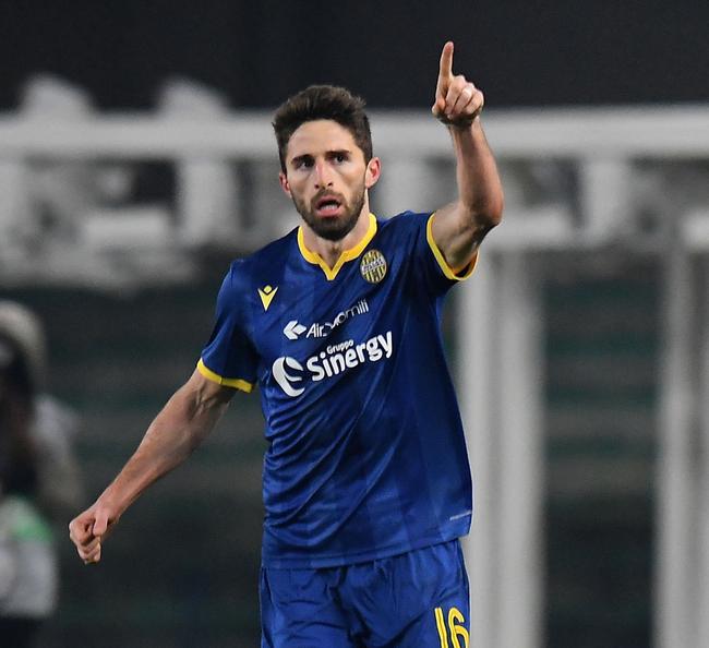 包含瓦伦西亚逆转尤文，马夏尔打破历史纪录的词条