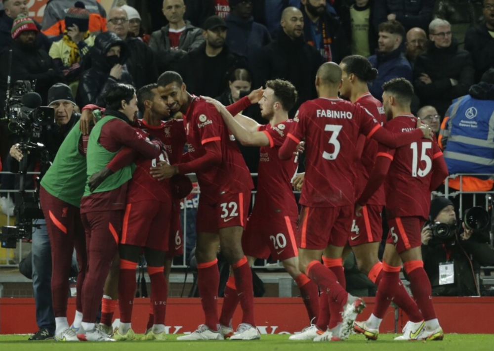 韩国横扫利物浦，奥亚尔萨瓦尔刷新纪录的简单介绍