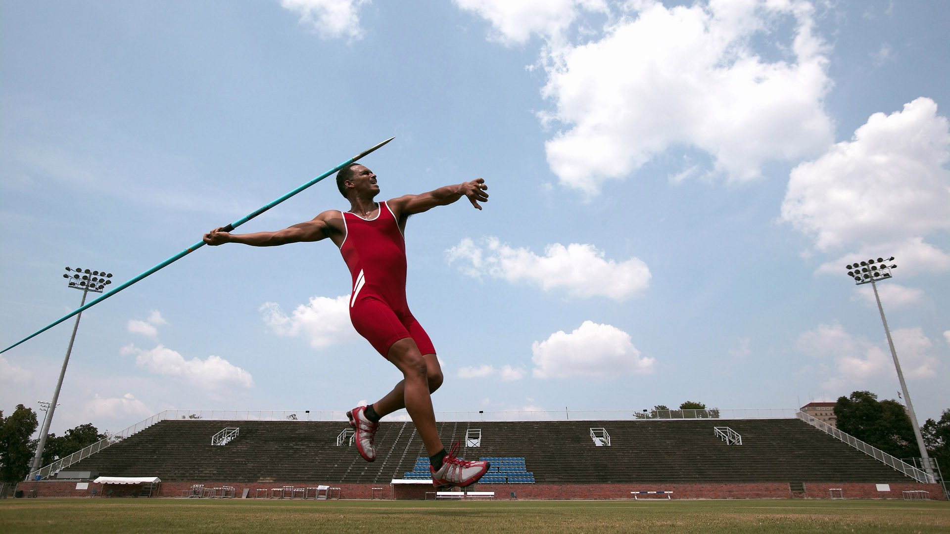 阿尔瓦雷斯关键两射一传，利物浦季前赛狂胜美国明星联队